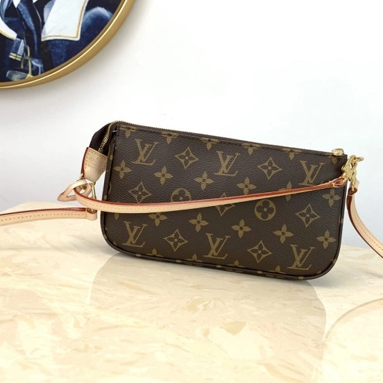 WIS ACCESSOIRES POCHETTE Vuitton Louis 0831